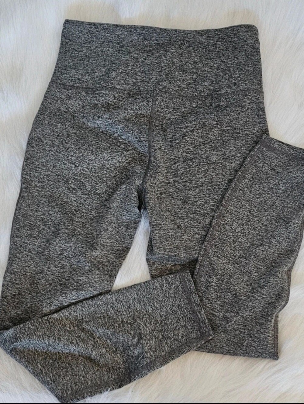 Zobha Medium Gray Leggings
